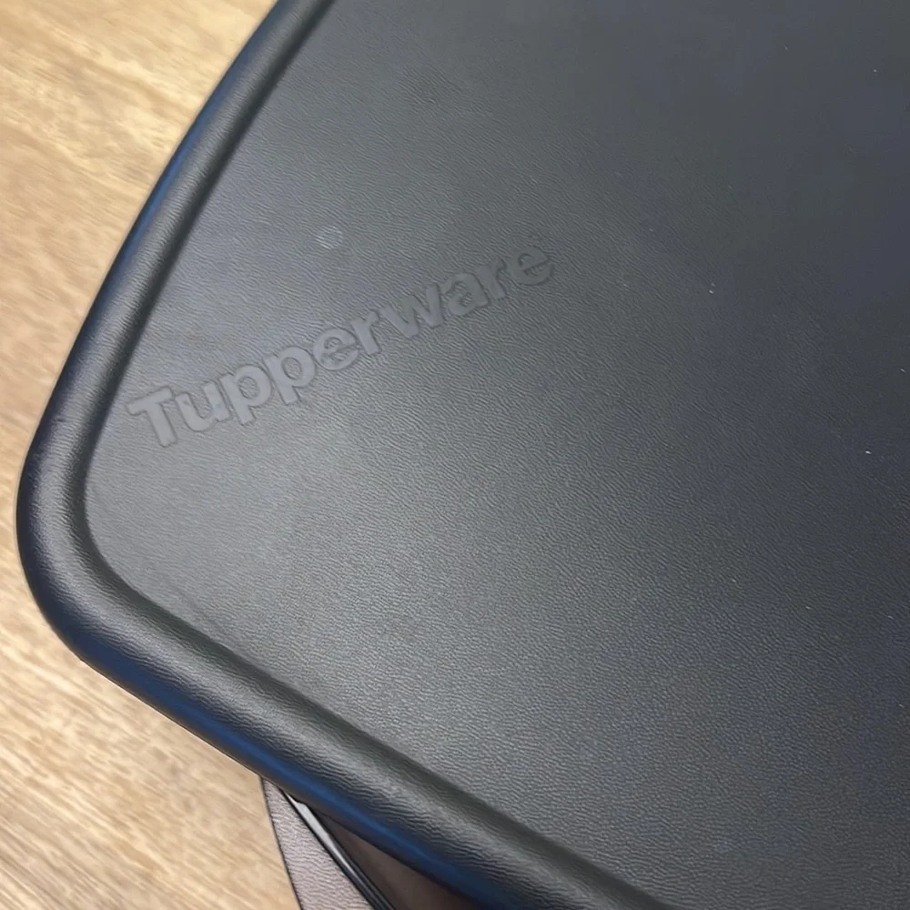 TUPPERWARE Pressure cooker
